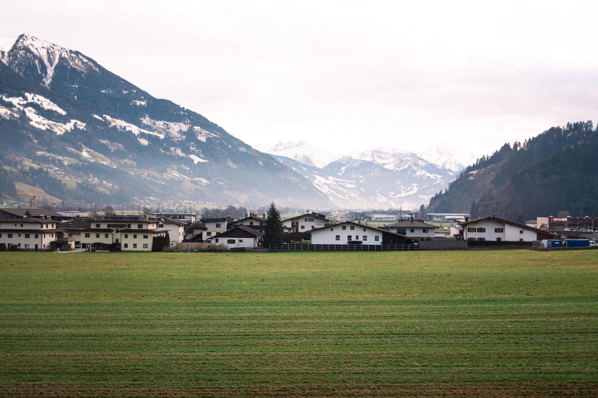 Lebe'Schlitters - Das Ferienapartmenthaus Im Zillertal Zewnętrze zdjęcie
